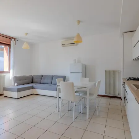 Guesthost - Beautiful Venice Apartmán *